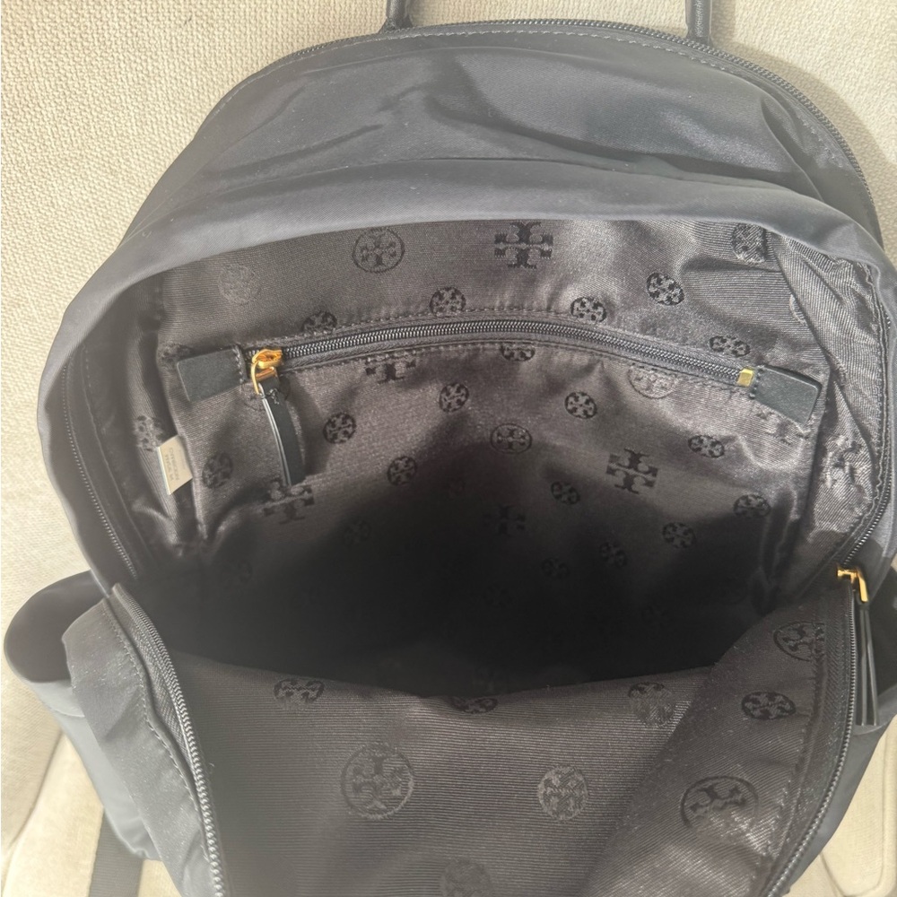 Tory Burch black Logo Backpack in great condition! - Picture 6 of 7